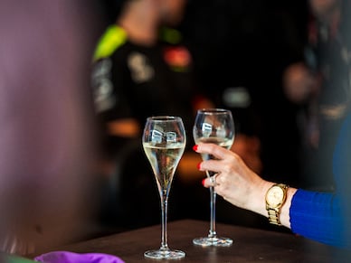 Pitlane Lounge